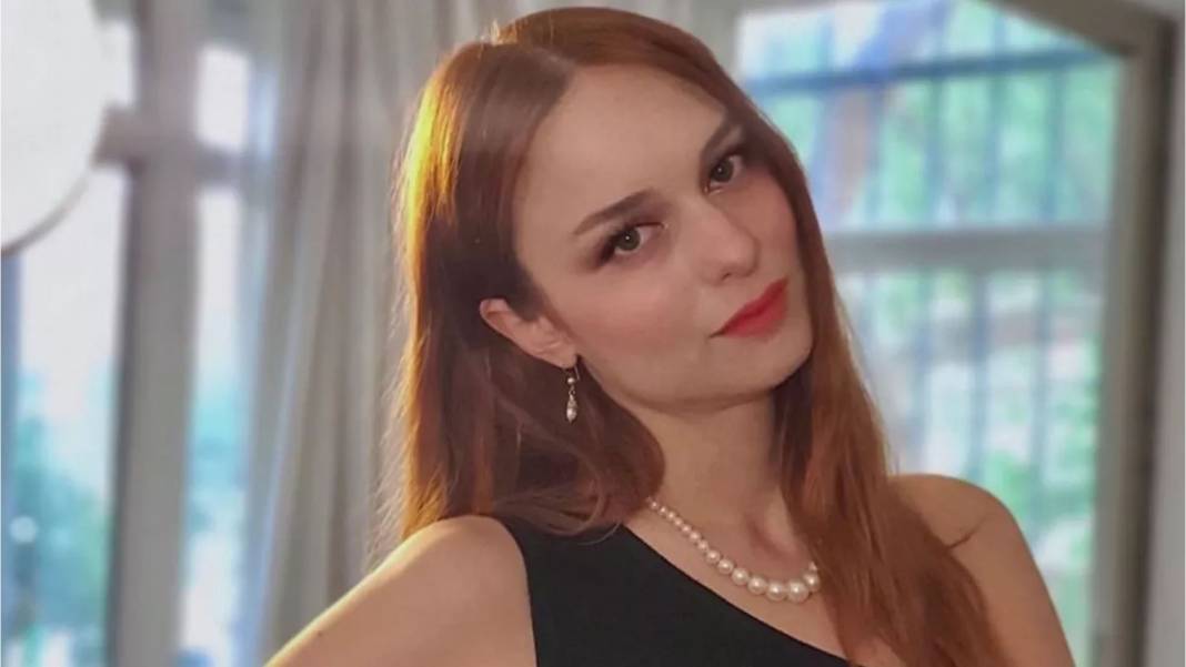 Nilperi Şahinkaya'dan gelen kötü haber sevenlerini üzdü: Nilperi Şahinkaya intihar mı etti? İşte eski sevgilisinden ilk açıklama! 8