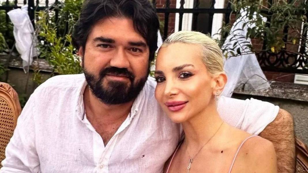 Rasim Ozan Kütahayalı'nın eşi Pınar Ayaz kimdir, nerelidir, kaç yaşındadır, Instagram hesabı ne  mesleği nedir 4