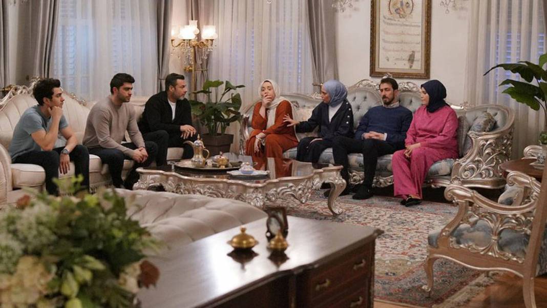 Kızılcık Şerbeti dizisinin senaristi Merve Göntem neden gözaltına alındı? Merve Göntem kimdir, Nereli, Evli mi? 8