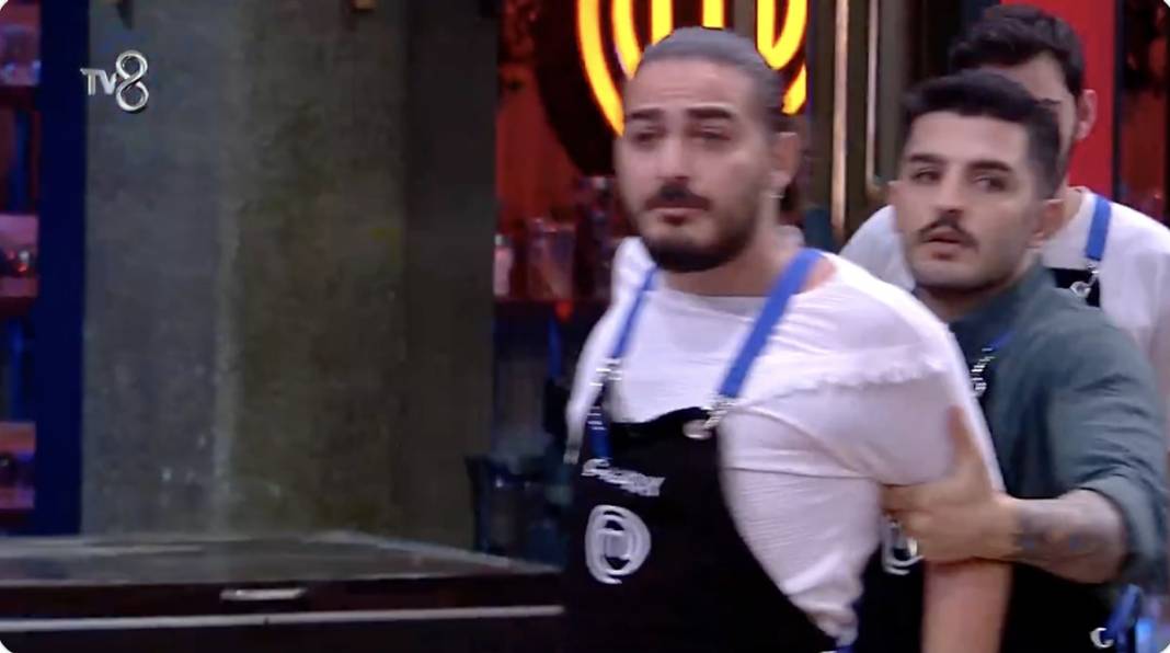 MasterChef'te kriz anları! Mehmet Şef çıgına döndü, o yarışmacıyı stüdyodan kovdu! 4