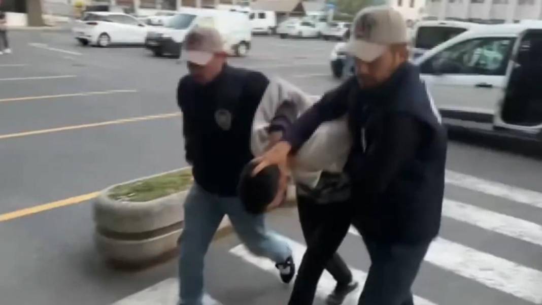 Yurt skandalında yeni gelişme! Kız öğrencilerin özel eşyalarını karıştırmışlardı! 8