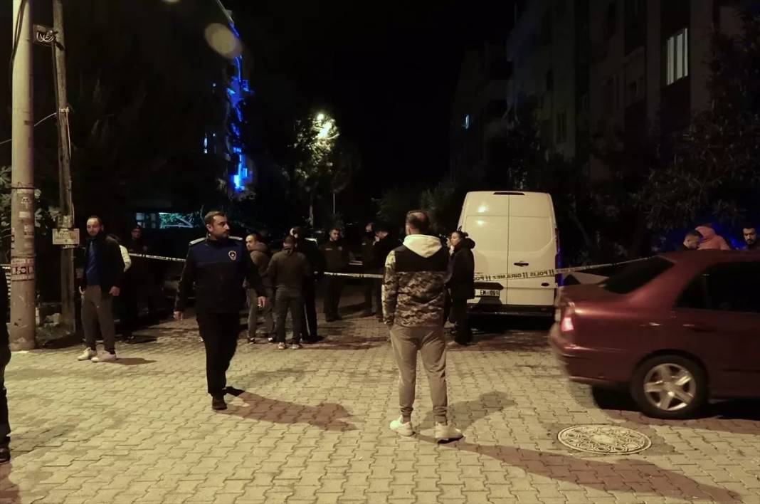 Türkiye şaşkınlıkla izledi: Edremit canisi tam bir suç makinesi çıktı! 7