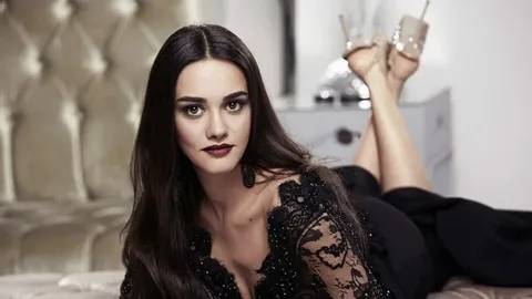 Hayat tesadüfleri sever: İşte kariyerlerini tesadüf eseri kazanan o ünlüler! 5