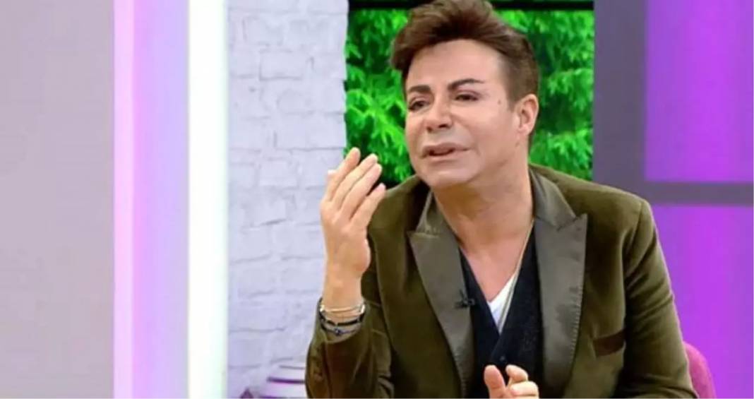 Fatih Ürek'in durumu kötü: Dostları ve sevenleri hastaneye akın etti! 7