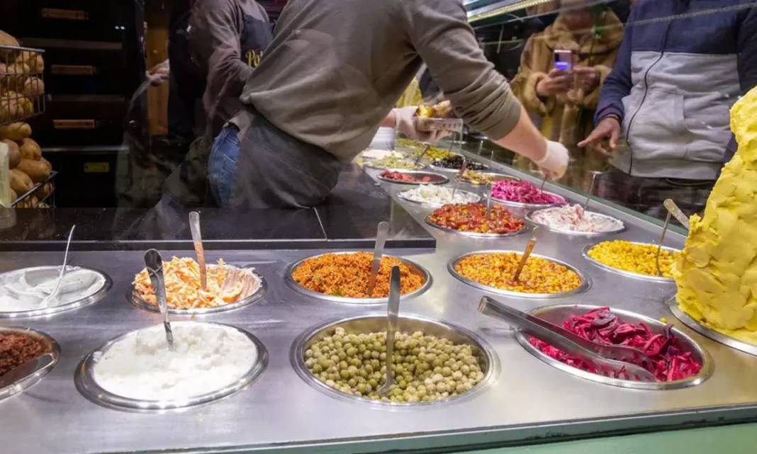 Peş peşe gıda zehirlenmeleri bakanlığı ayağa kaldırdı: İşte önemli uyarılar! 10