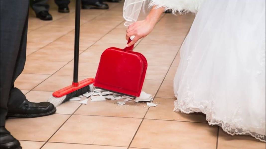 Dünyadaki en saçma yasaklar neler biliyormuydunuz? İşte ülke ülke o kurallar... 8