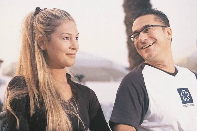 Mehmet Ali Erbil'in canlı yayında itirafı kriz çıkardı! Yeni eşi Gülseren Ceylan evi terk etti 10