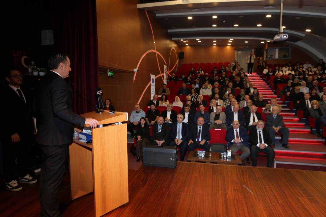 Nasibe Eryetiş Mesleki ve Teknik Anadolu Lisesi'nden Dijital Geleceğe Güvenli Adım: Siber Güvenlik Haftası Coşkusu 14
