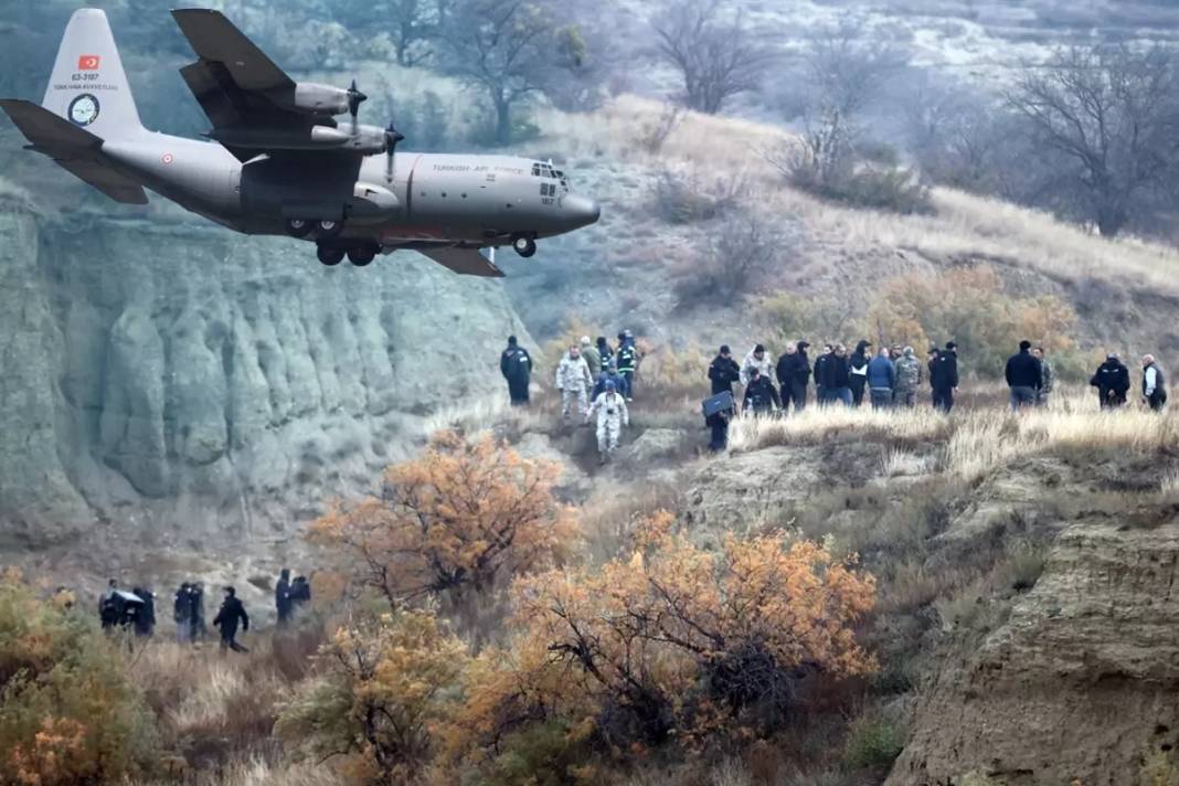 Nakliye uçağı neden düştü? Emekli pilot albay açıkladı! Üç ihtimal konuşuluyor 2