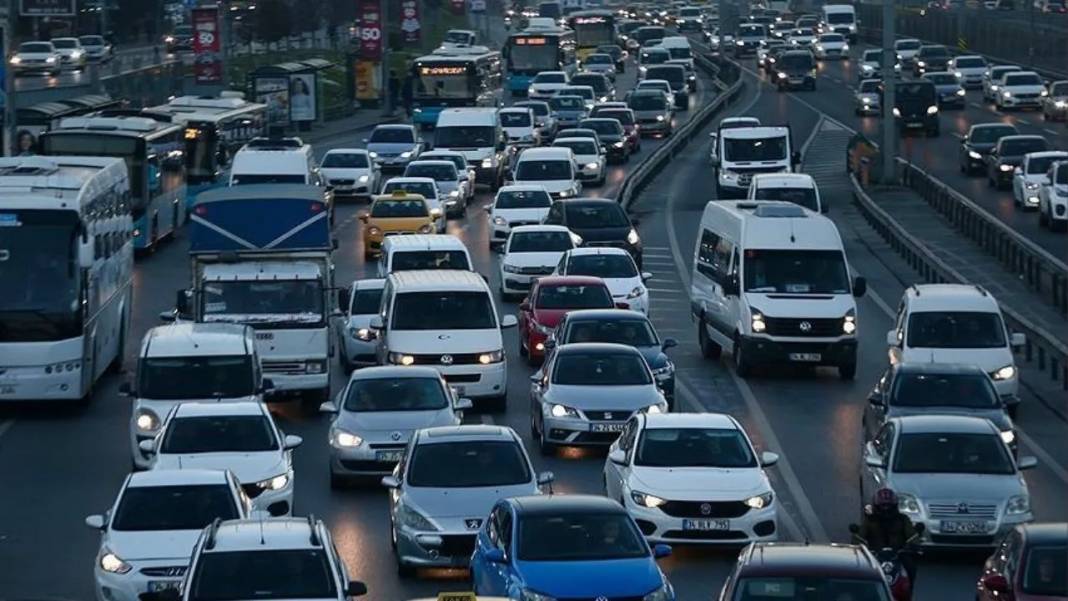 Resmi Gazete'de yayımlandı: Hangi araba için ne kadar ödenecek? İşte 2026 MTV tutarları... 12