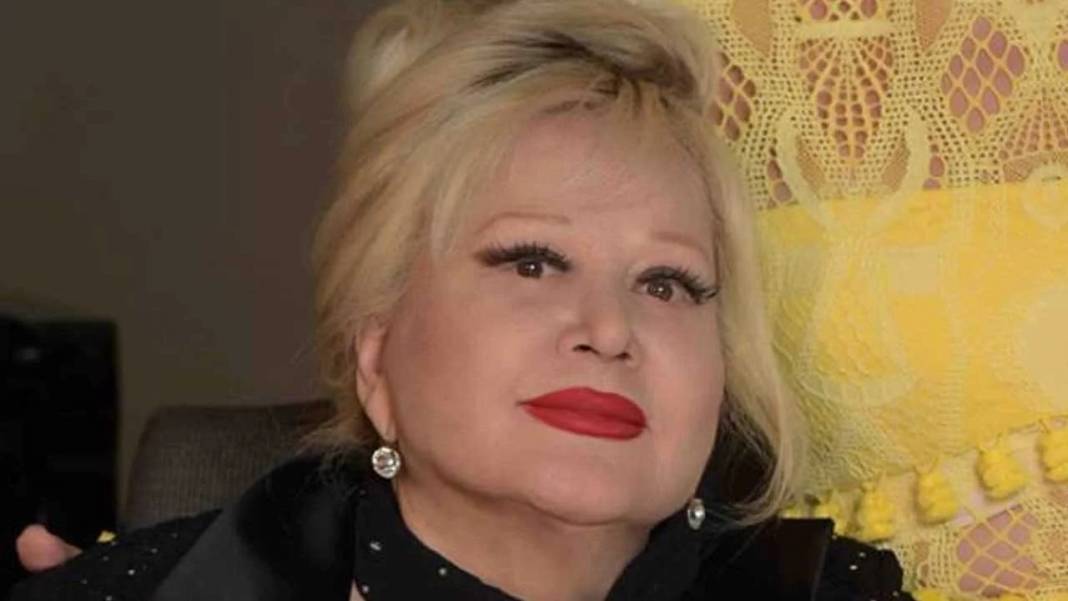 Bir yıldız daha kaydı: Ünlü sanatçı Muazzez Abacı, 78 yaşında hayatını kaybetti! Muazzet Abacı kimdir? 7