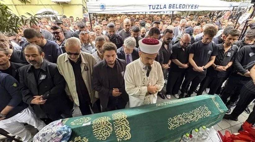 Şarkıcı Güllü’nün şüpheli ölümüyle ilgili kilit isim konuştu! Cenazede göz göze geldik  ‘Abla ben yaptım ama çok pişmanım' 7