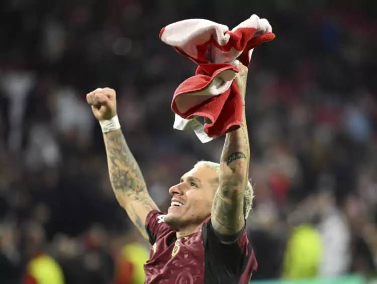 Galatasaray'ın zaferi Hollanda'yı salladı: Hollanda basınından Osimhen'e övgüler! 5