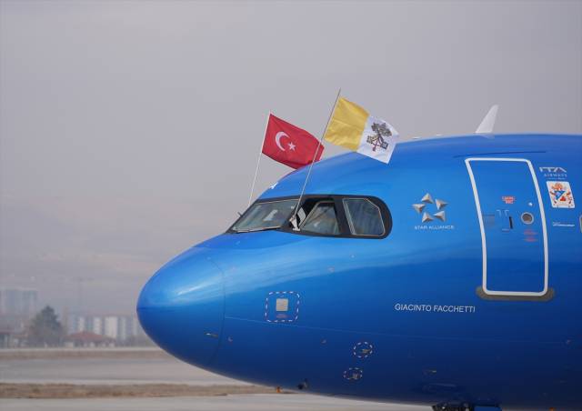 Papa 14. Leo, Türkiye'ye ayak bastı: İşte, Ankara'daki ilk görüntüleri ve gezi programı... 1