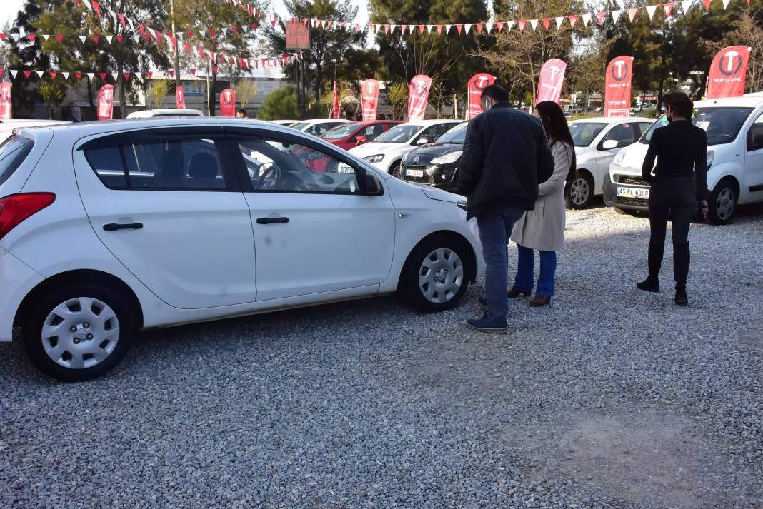 Otomobil piyasası çıldırdı: Aralık ayında büyük artış! Satışlar 200 bine dayandı! 6