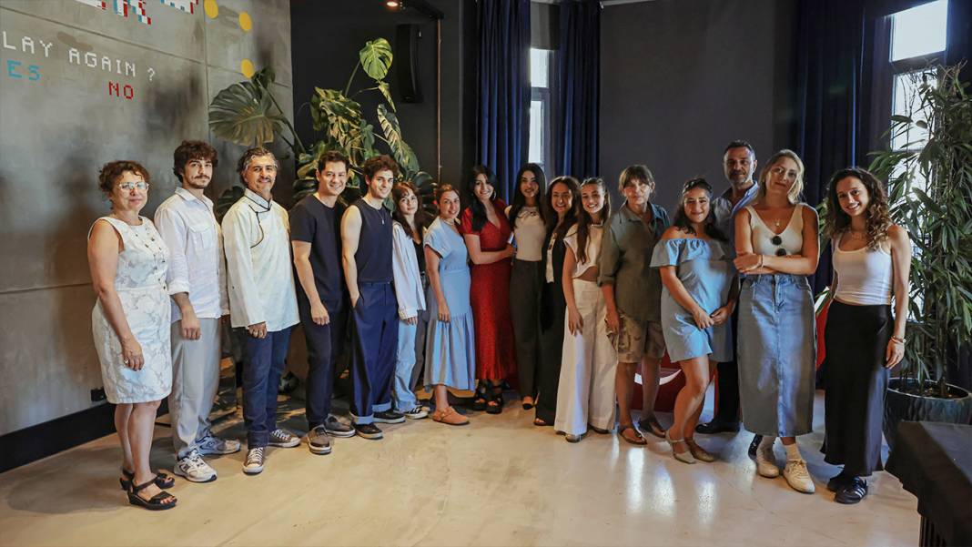 O dizi, ekranlarda tutunamadı: 13. bölümde veda ediyor! 8