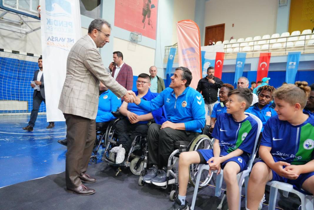 Pendik Belediyesi Büyükşehirlerle Yarışıyor! Yatırımlar, Projeler ve Sosyal Desteklerle Dolu Bir Yıl Daha Geride Kaldı 5