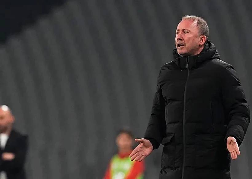 Süper Lig şampiyonluk oranları güncellendi! Şampiyon olacak ve küme düşecek takımlar tek tek açıklandı 8