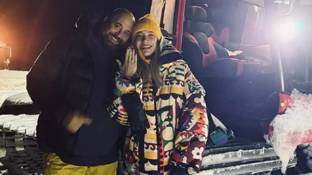 Ünlü şef Somer Sivrioğlu'ndan Didem Belen'e karların arasında evlenme teklifi! 6