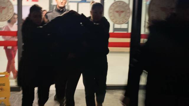 Böyle evlat olmaz olsun: Güllü'nün kızı Tuğyan yurt dışına kaçarken yakalandı! 4