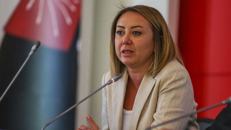 Özgür Özel'in yeni A takımı CHP'yi karıştırdı! Ekrem İmamoğlu'nun belirlediği isimler partiyi daha liberal bir noktaya kaydırdı 10