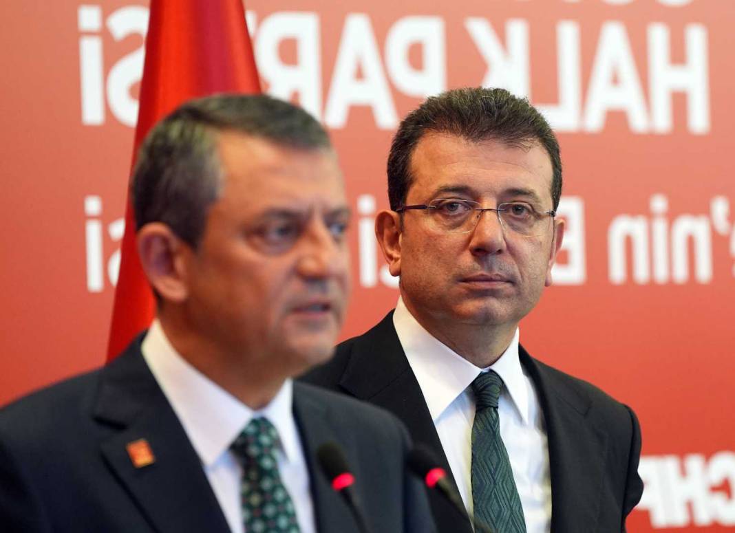 Özgür Özel'in yeni A takımı CHP'yi karıştırdı! Ekrem İmamoğlu'nun belirlediği isimler partiyi daha liberal bir noktaya kaydırdı 9