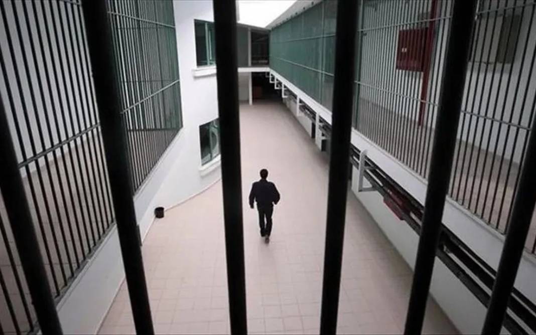 AK Parti yeni bir af yasası için düğmeye bastı! Yarısını yatan çıkacak 1