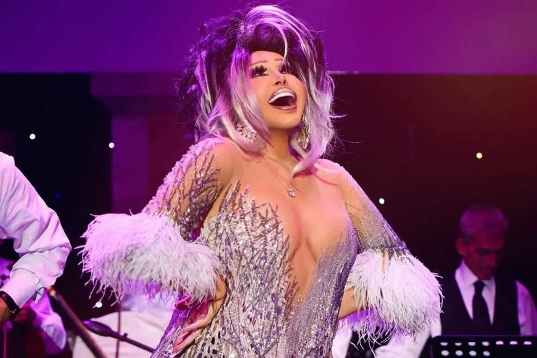 ''Aşk istiyorum para çok'' dedi: Servetini gözler önüne serdi! 7