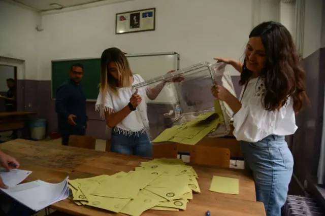 7 partili isim harekete geçti: Yeni ittifak geliyor, kararsız seçmenler hedefte! 1