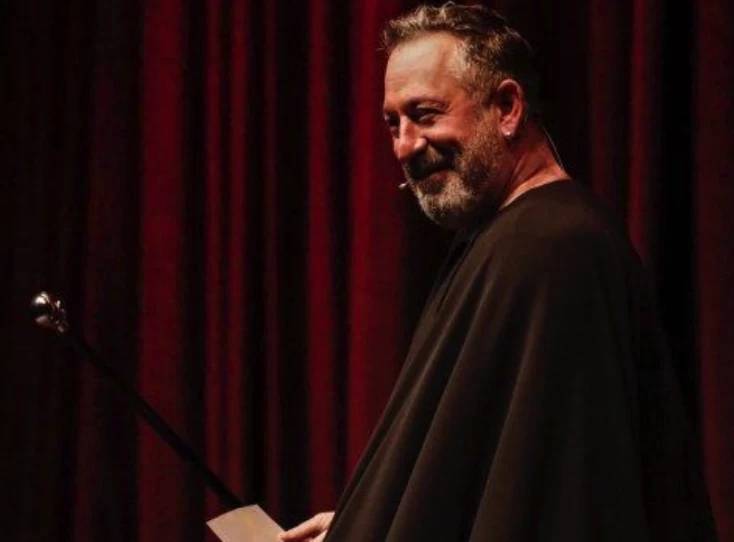 Ünlü isimlerin hangi siyasi partiye oy verdikleri belli oldu! Bülent Ersoy, Tarkan, Acun Ilıcalı... 14