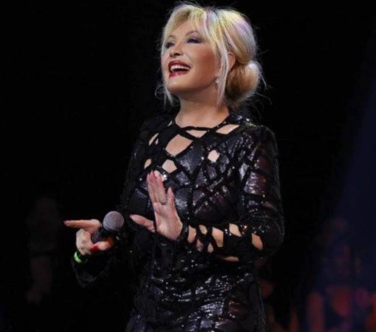 Ünlü isimlerin hangi siyasi partiye oy verdikleri belli oldu! Bülent Ersoy, Tarkan, Acun Ilıcalı... 25