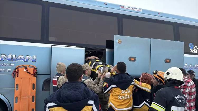 Erzurum kara yolunda can pazarı: Meydana gelen zincirleme kazada 1 ölü, 31 yaralı var! 5