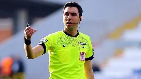 Arda Kardeşler hakemlikten istifa etti: Yeni işi belli oldu! Arda Kardeşler neden hakemliği bıraktı? 6