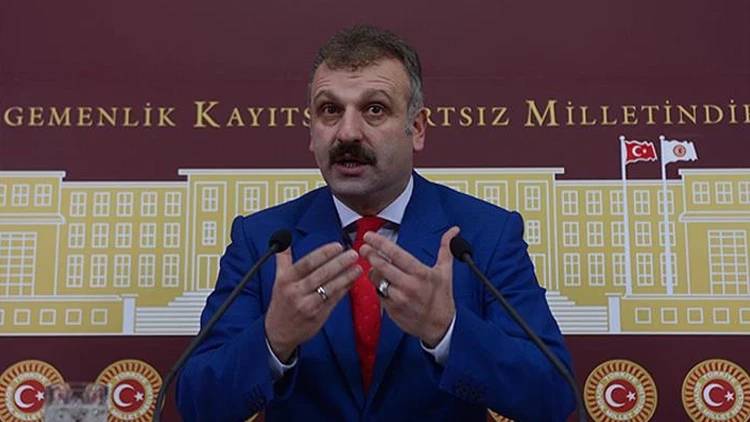 Cumhurbaşkanı danışmanı Oktay Saral Gülben Ergen'i topa tuttu: Popülerlik yeterli kriter değil 8