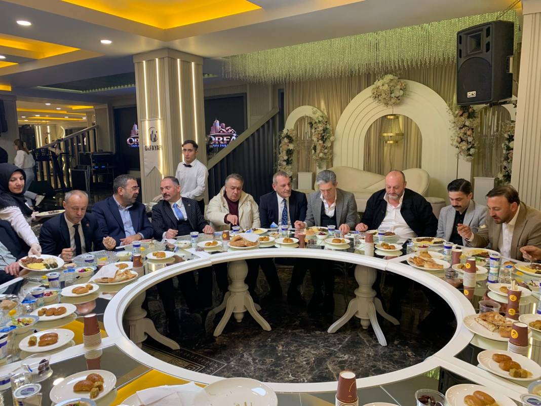 ORFA Yapı'dan  iş ve siyaset dünyasını buluşturan iftar 13