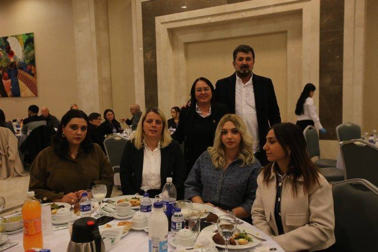 Alpi Diş Hastaneleri’nin Geleneksel İftarı Yoğun Katılımla Gerçekleşti 13