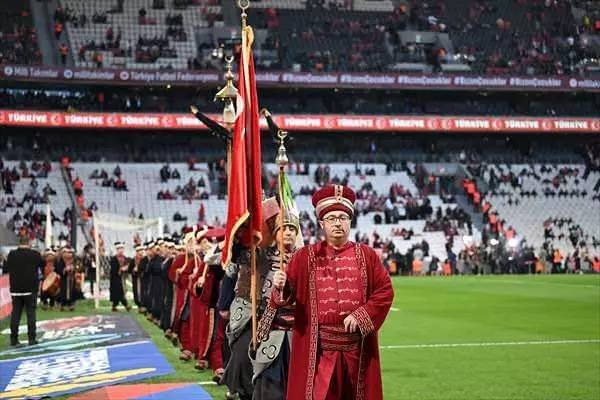 Türkiye galibiyetini kutladı: İşte, Milli maçın en etkileyici kareleri! 23