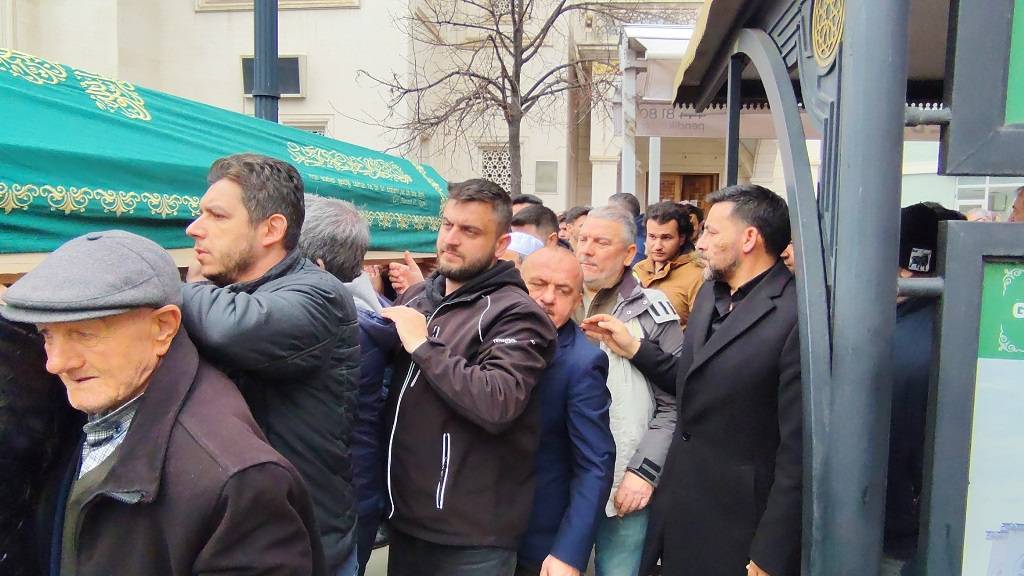 Gazeteci Halil Güler'in acı günü Kardeşi İbrahim Güler'i kaybetti 4