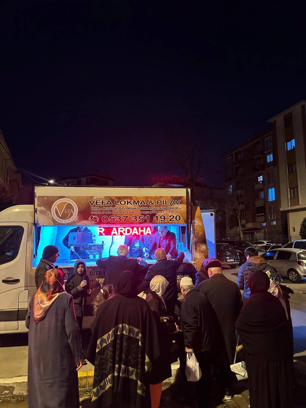 Ardahan Hanak köyü derneğinden hem iftar yemeği hem de 8 Mart kadınlar günü etkinliği 5