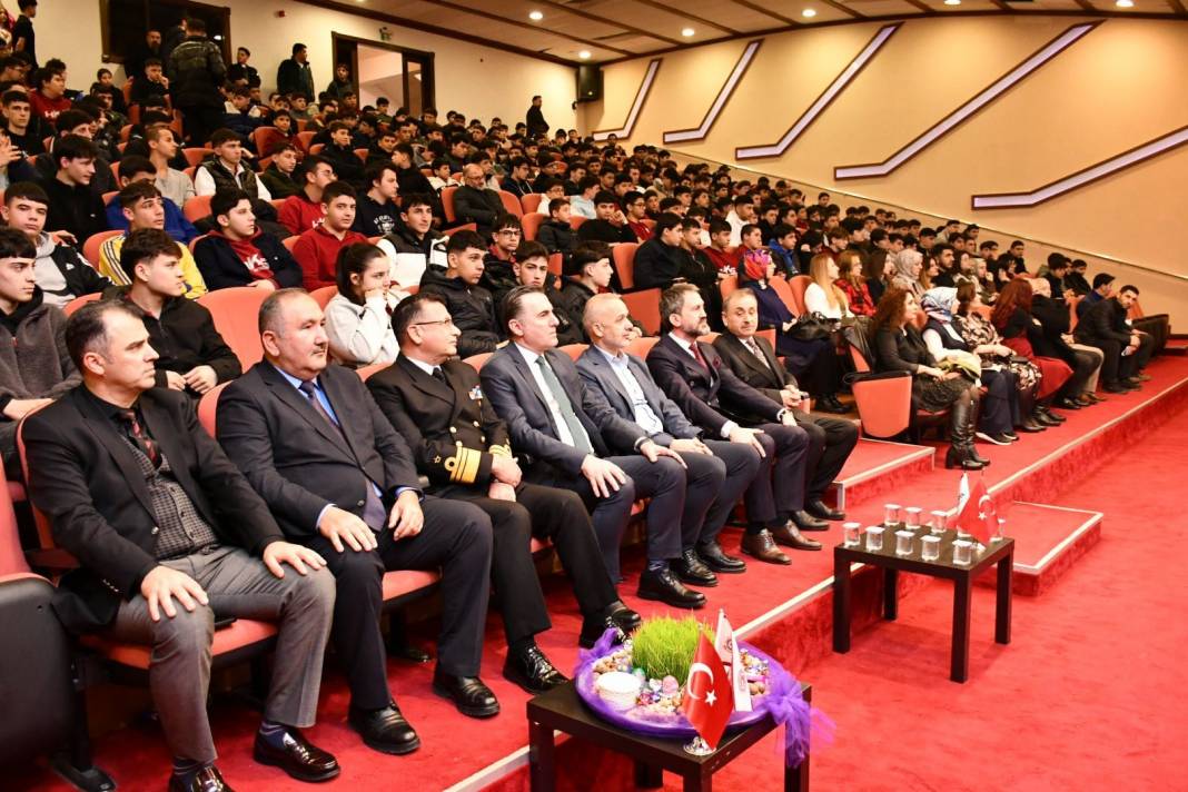 Pendik Kaymakamlığı, AHİSİAD ve Milli Eğitim Müdürlüğü İşbirliği İle Nevruz Bayramı Coşku İle Kutlandı 15