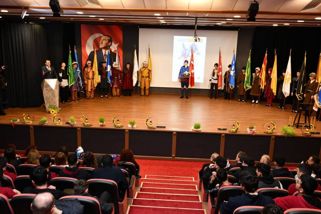 Pendik Kaymakamlığı, AHİSİAD ve Milli Eğitim Müdürlüğü İşbirliği İle Nevruz Bayramı Coşku İle Kutlandı 11