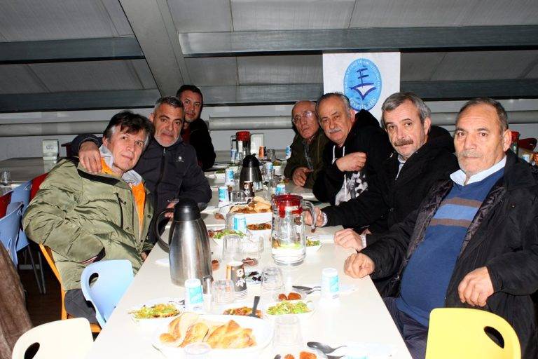 Eryetiş -Balkanlar okulları eğitim camiasını iftar programında buluşturdu 7