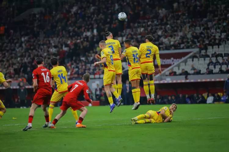 Türkiye galibiyetini kutladı: İşte, Milli maçın en etkileyici kareleri! 33