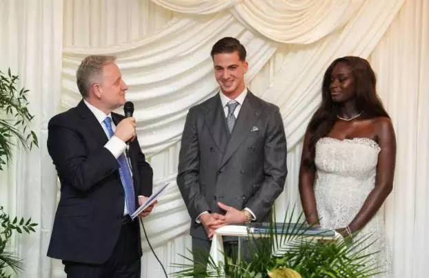 Evlilikleri çok konuşulmuştu: Nikah paylaşımlarını tek tek kaldırdı, Futbolcu Bertuğ Yıldırım boşanıyor mu? 4