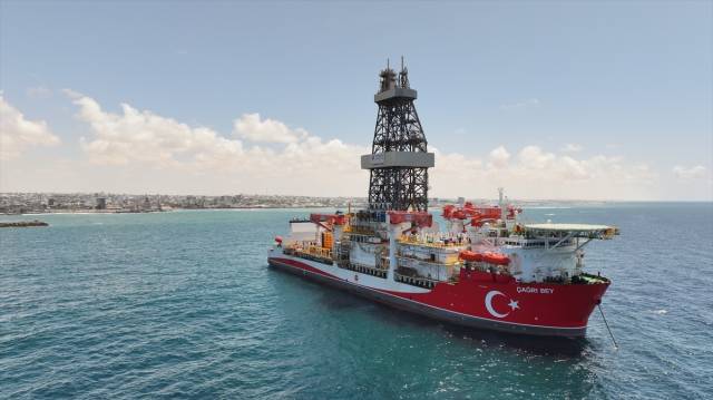 Çağrı Bey Somali'ye ulaştı: Türk gemisi yoğun ilgi gördü! 5