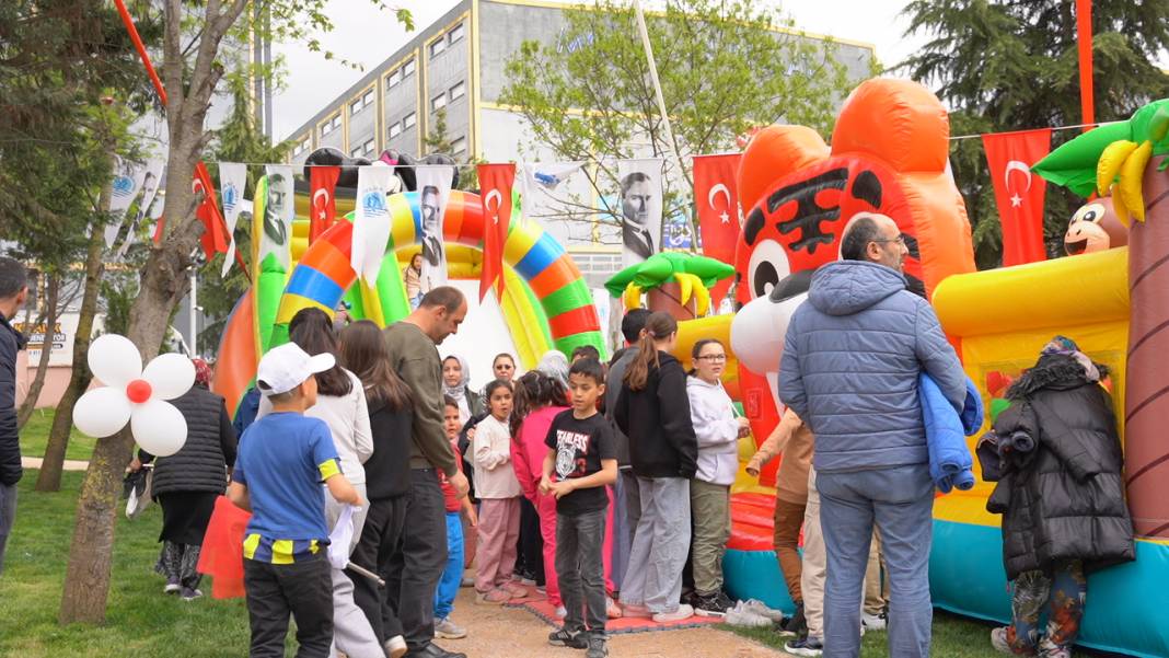 Tuzla’da 23 Nisan’da İshakpaşa Parkı açıldı bayram coşkusu kortejle taçlandı 9