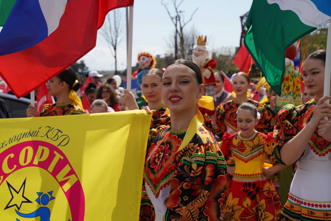 Tuzla’da 23 Nisan’da İshakpaşa Parkı açıldı bayram coşkusu kortejle taçlandı 8