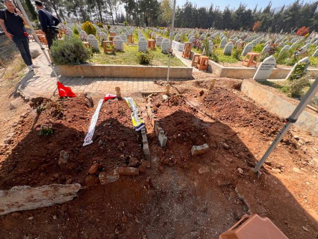 Sözün bittiği yer: Kahramanmaraş okul saldırısında ölen öğrenciler tek tek toprağa verildi 10