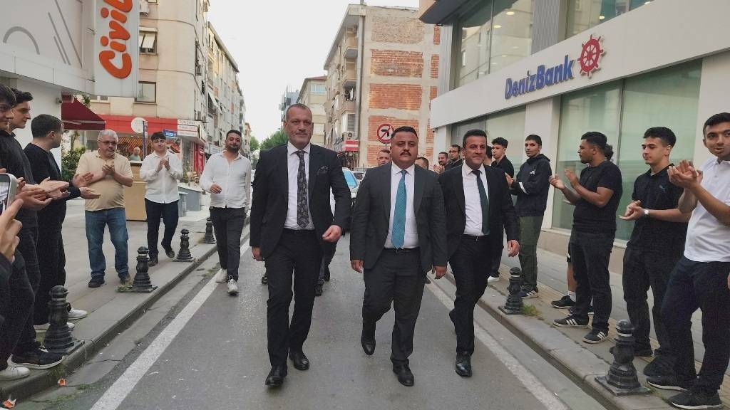 MHP Pendik ilçe başkanı Muharrem Kır görkemli bir törenle görevine başladı 3