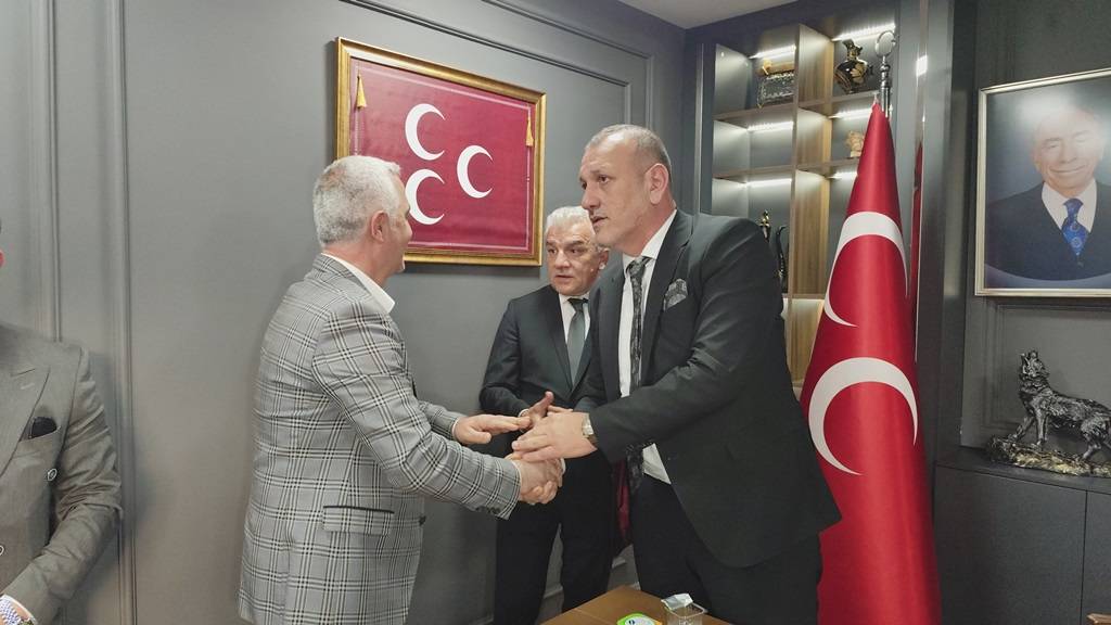 MHP Pendik ilçe başkanı Muharrem Kır görkemli bir törenle görevine başladı 14